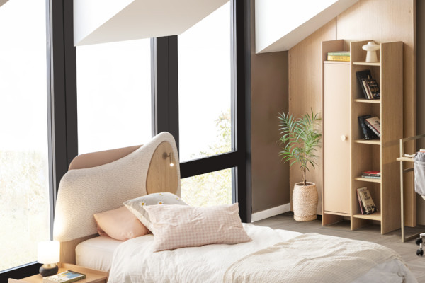 Osaka Young Room