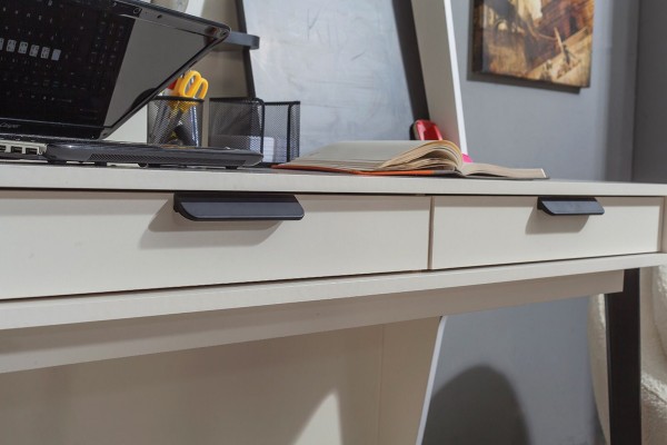 Kolezyum Ay Working Desk