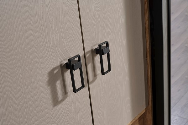 Babil-R 3 Door Wardrobe